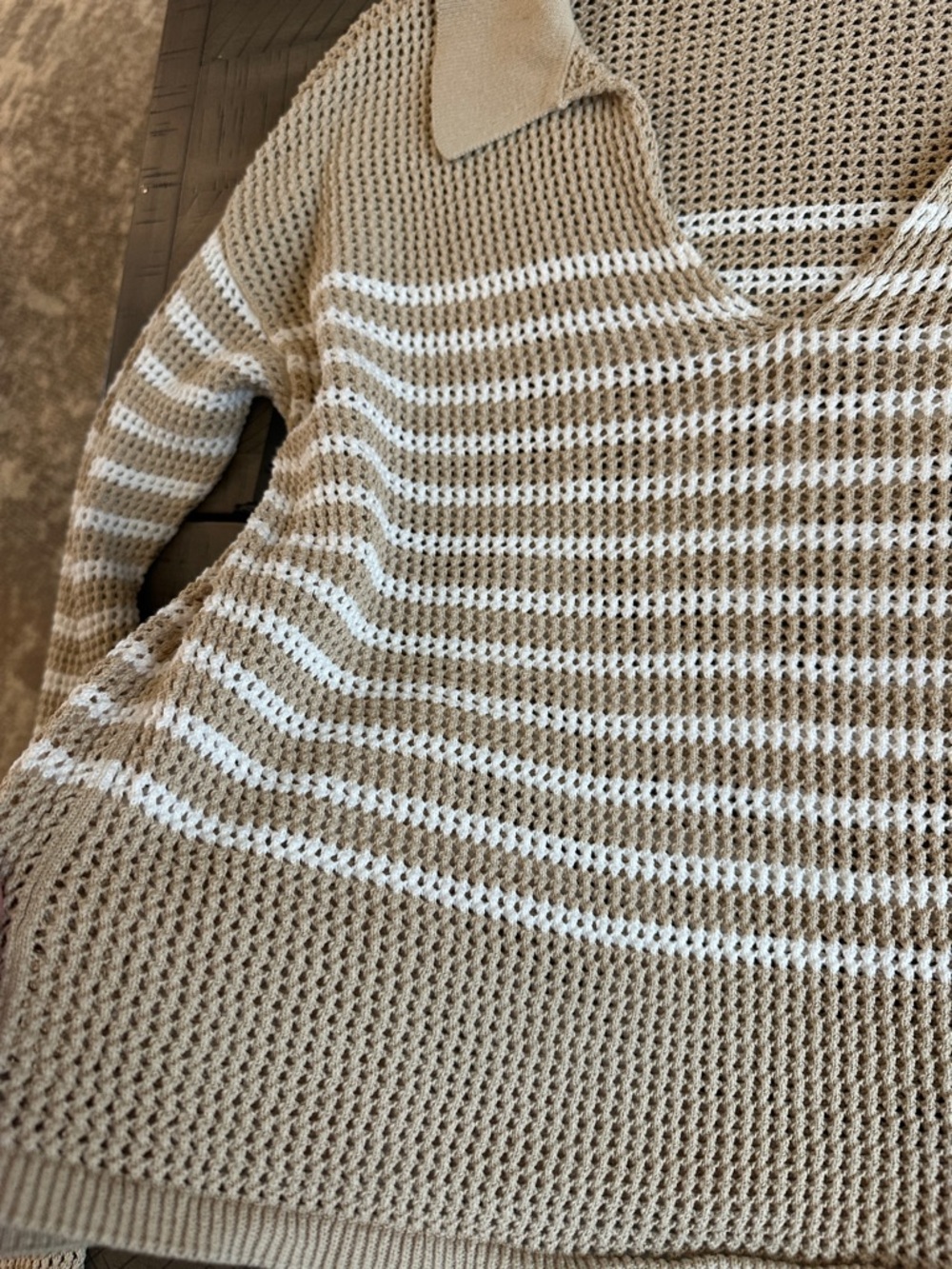 GAP Beige and White Striped Open-Knit V-Neck Polo Sweater - Picture 4 of 7